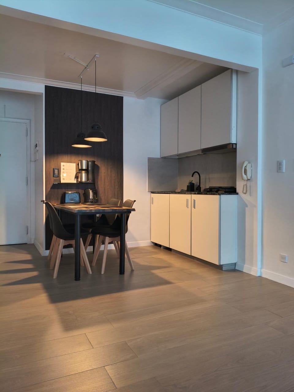 Porteño y Moderno Departamento para 3 Teatro Colon Apartment in Buenos Aires