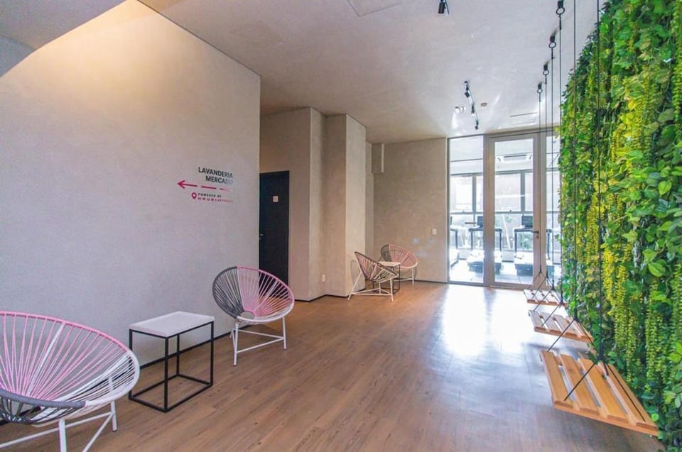 Entire studio 10 min from Congonhas Airport Apartment in Sao Paulo City