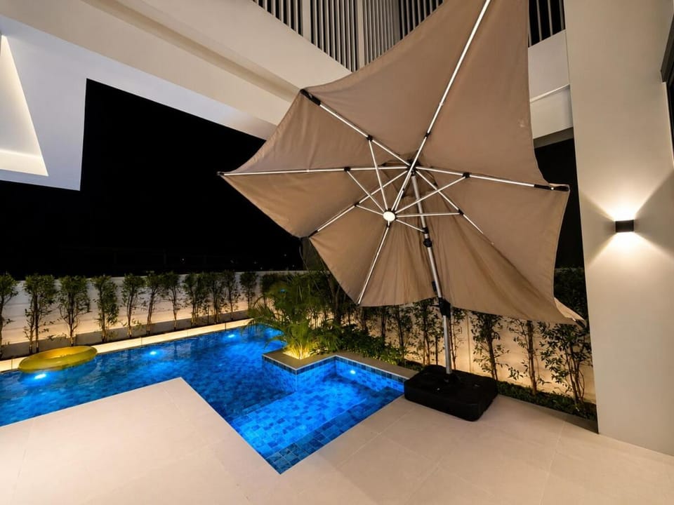 Coconut Grove Villa Controlled by Alexa Villa in Chalong
