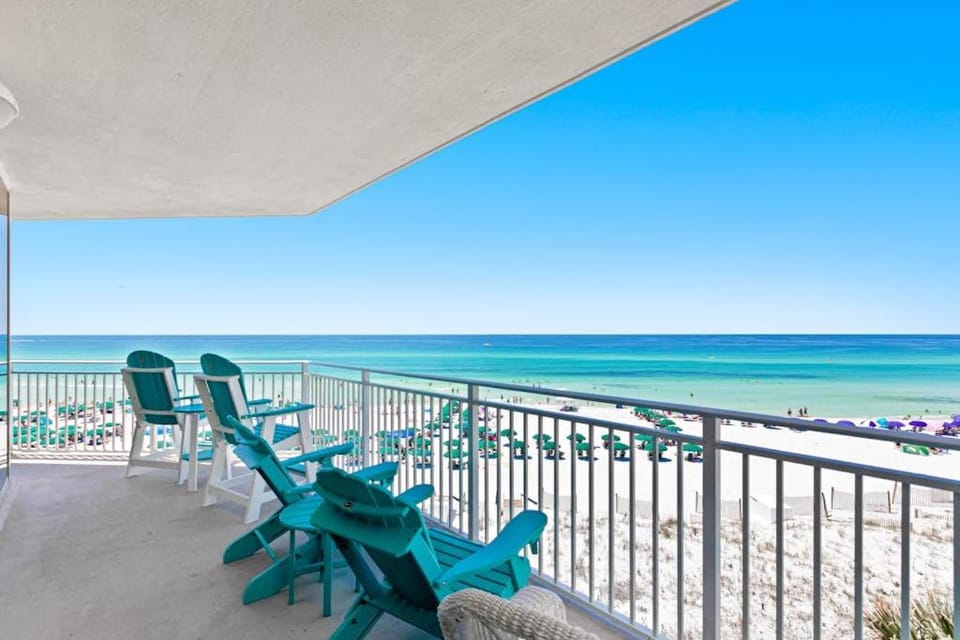 Picturesque Condo At Waterscape Expansive Balcony Waterfall Lazy River House in Okaloosa Island