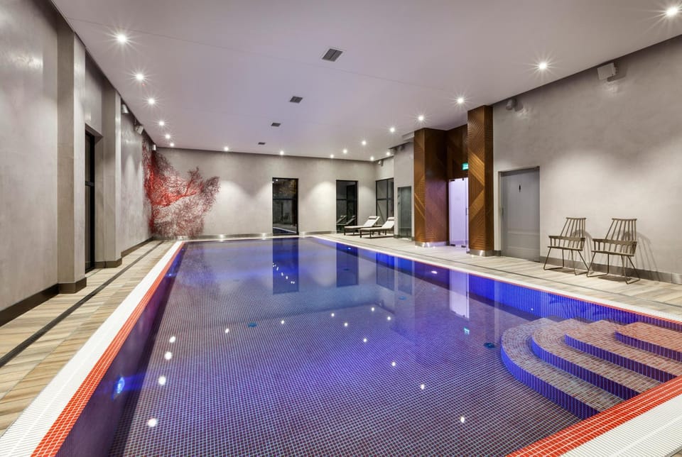 Activities, Swimming pool, Swimming pool