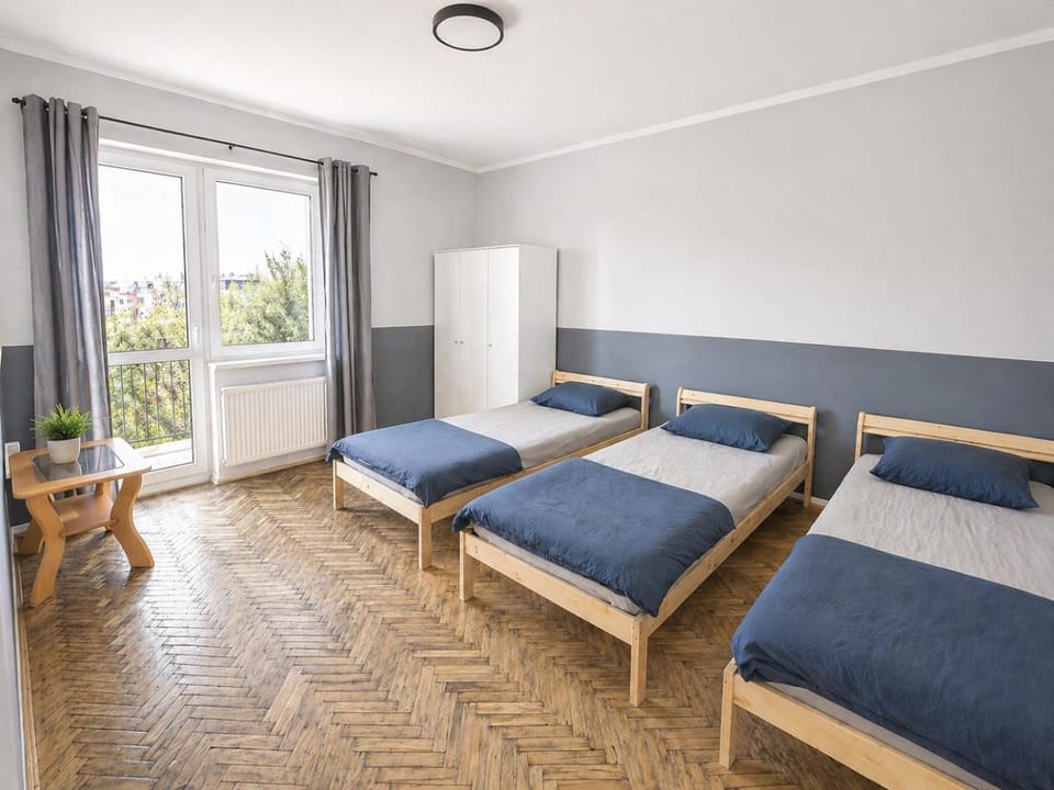 Budget Hostel - Easy Bus to Center Hostel in Gdansk