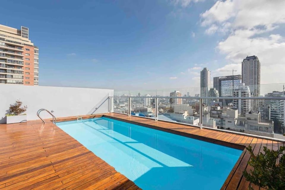 Swimming pool, Swimming pool