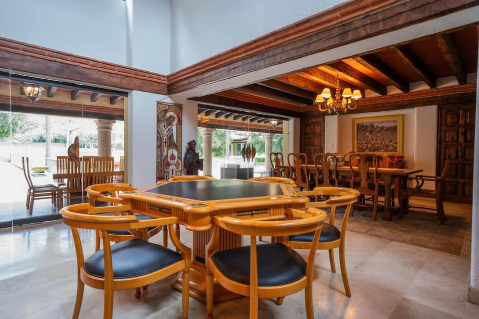 Villa magica tepoztlan con alberca jacuzzi y padel Villa in Tepoztlan