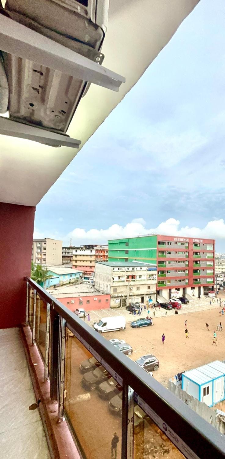 Studio confortable près de Ivoire Trade Center Apartment in Africa