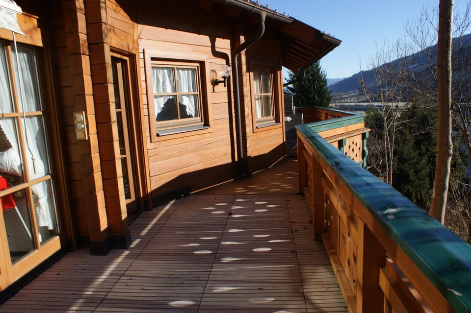 Property building, Balcony/Terrace