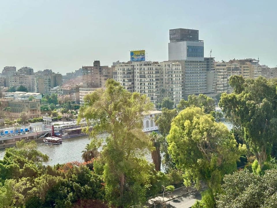Casa Nile/ BOHO Zamalek loft Apartment in Cairo