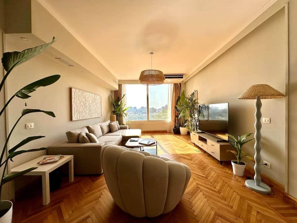Casa Nile/ BOHO Zamalek loft Apartment in Cairo