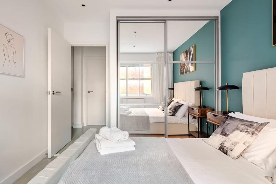 Bed, Bedroom, wardrobe