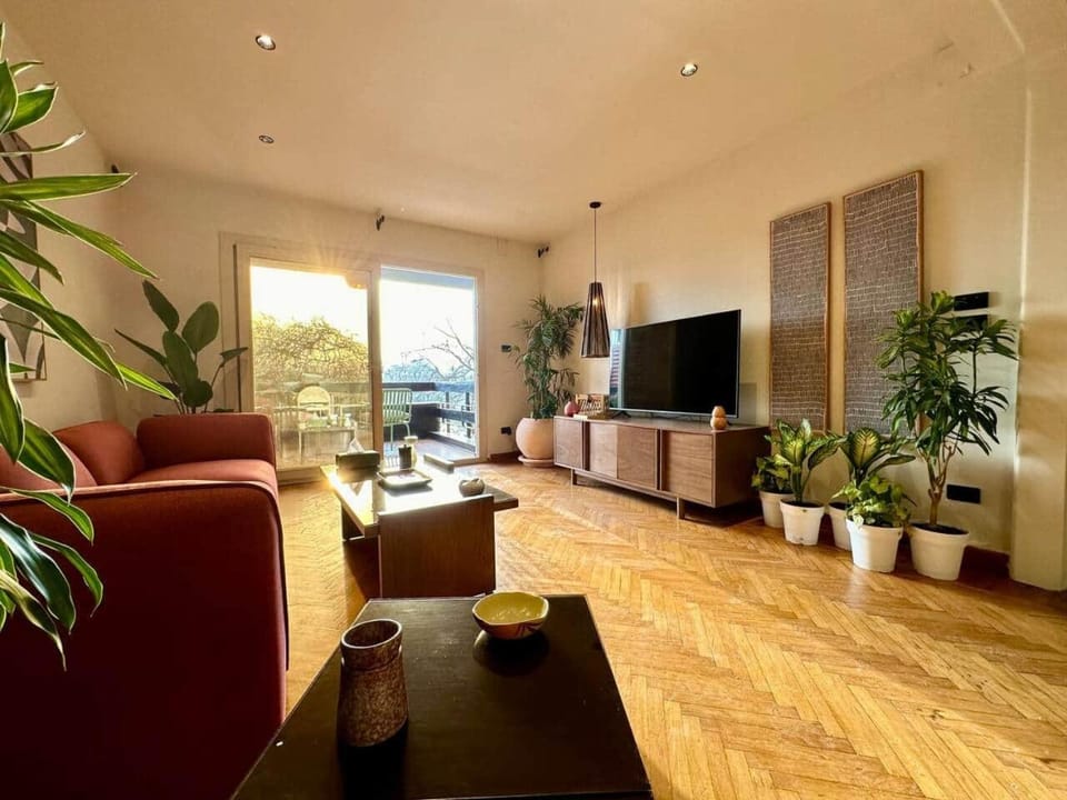 The Magical Nile view / 2 bedroom Zamalek Loft Apartment in Cairo