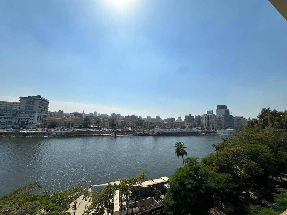 The Magical Nile view / 2 bedroom Zamalek Loft Apartment in Cairo