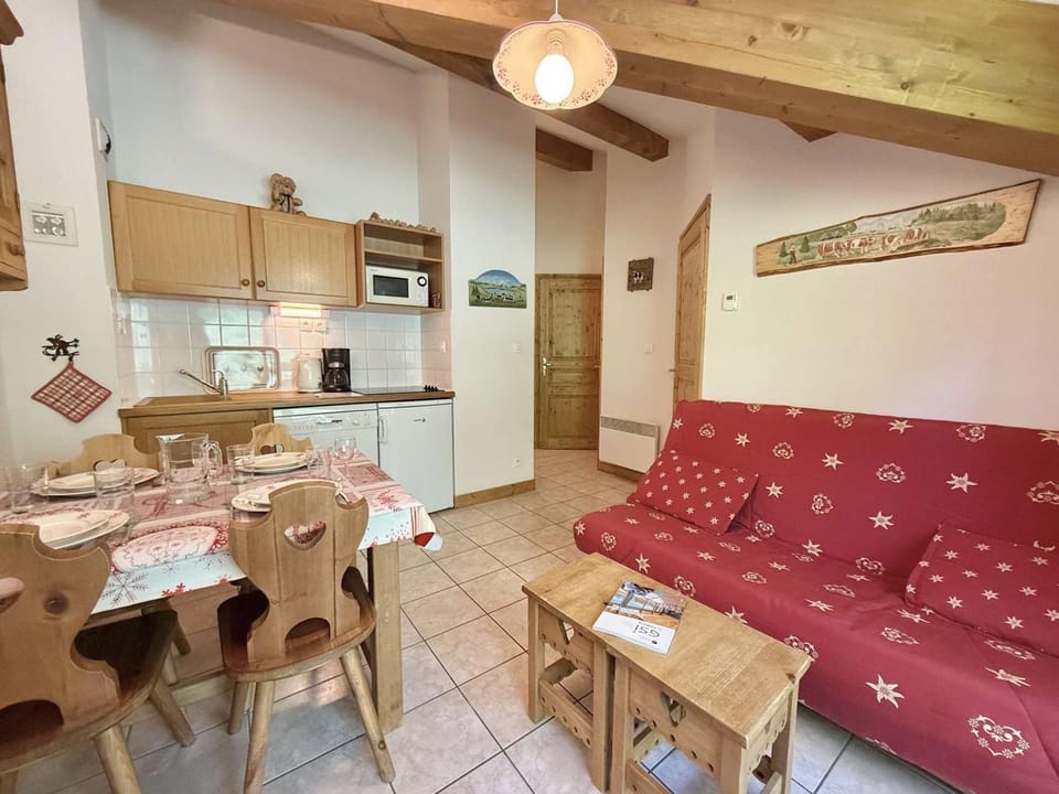 Appartement avec Parking, proche pistes - 4 pers. - FR-1-603-137 Apartment in Megève
