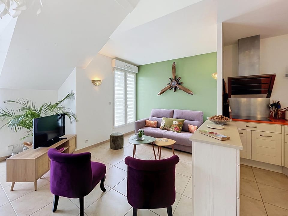 Appartement charmant prÃ¨s de la gare - 4 pers. - FR-1-361-579 Apartment in Granville