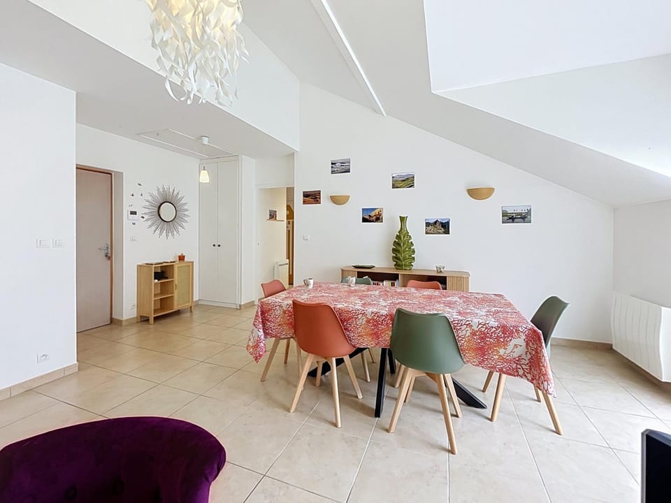Appartement charmant prÃ¨s de la gare - 4 pers. - FR-1-361-579 Apartment in Granville