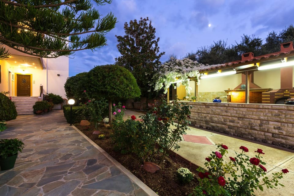 BBQ facilities, Garden