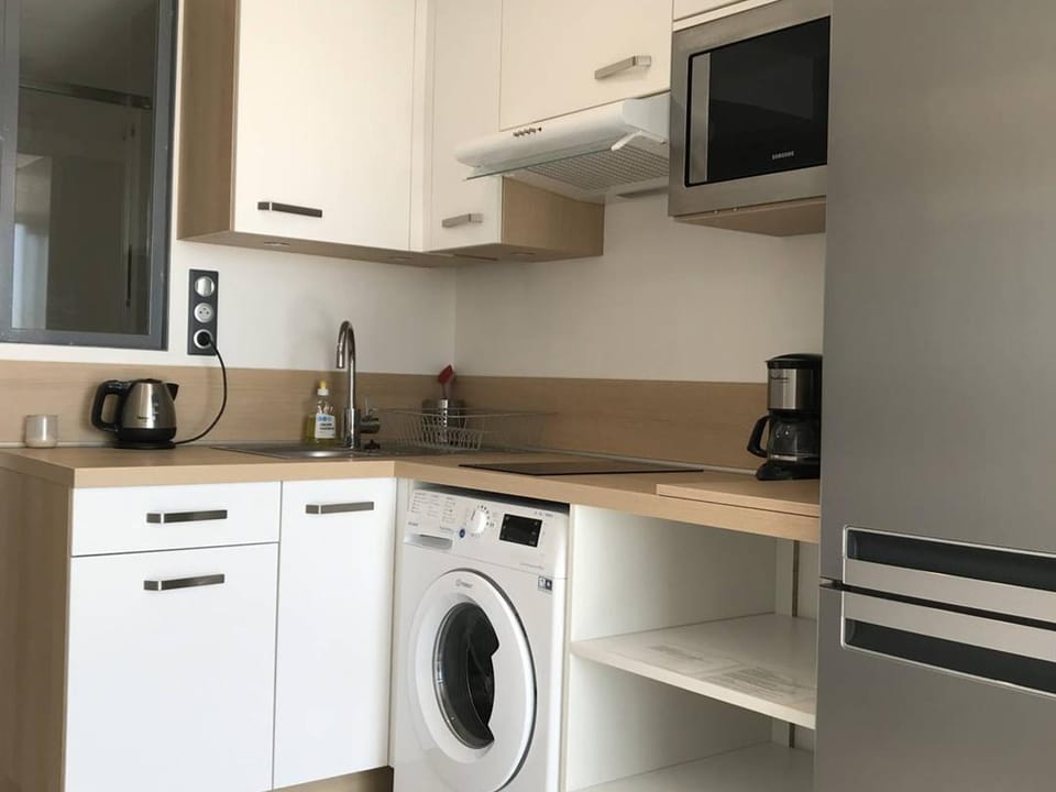 Appartement rénové, vue mer - 2 pers. - FR-1-867-14 Apartment in Agde