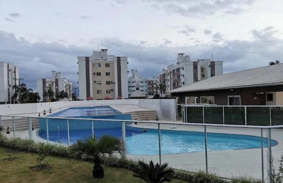 Quarto Aconchegante em Residência Familiar Vacation rental in São José