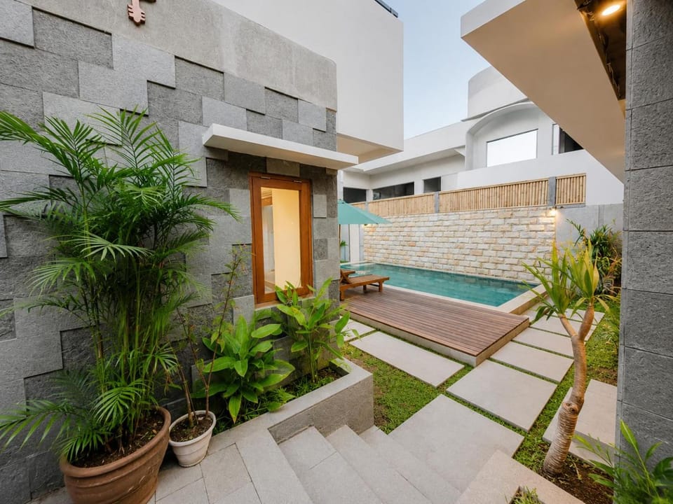 Day, Garden, Garden view, Pool view, Swimming pool, sunbed