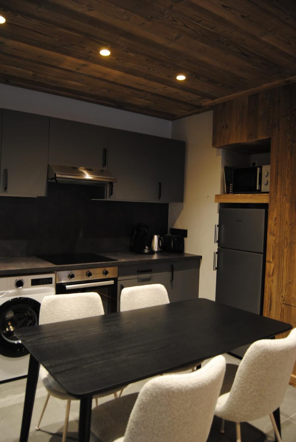 Kitchen or kitchenette