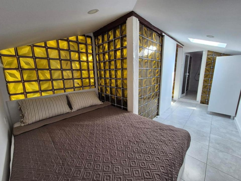 Tsaribrod 18 Loft #3 Apartment in Varna