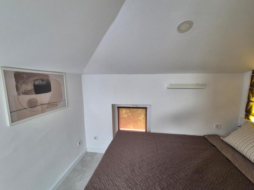 Tsaribrod 18 Loft #3 Apartment in Varna