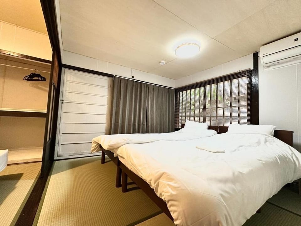 結莉の宿 高槻 Apartment in Osaka Prefecture
