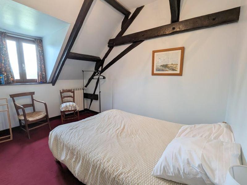 Maison des Cygnes on private property House in Centre-Val de Loire