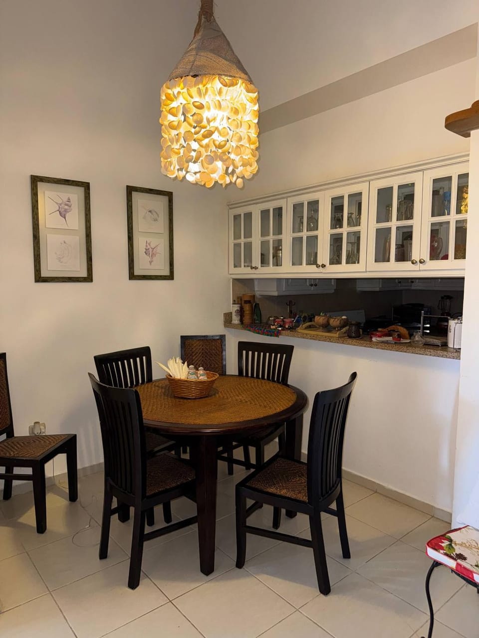 Decorative detail, Dining area