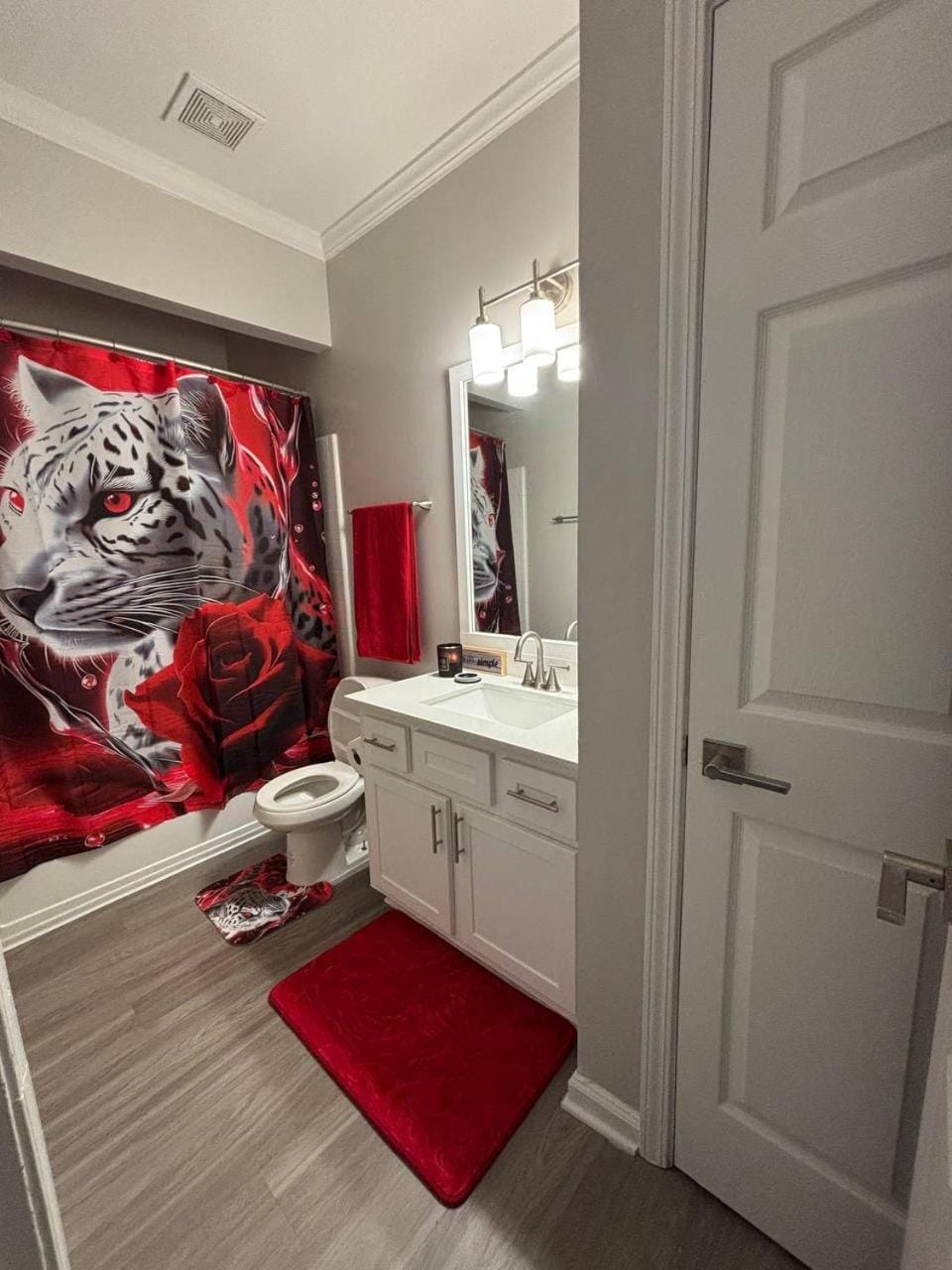 Luxury 1BR King Near Atlanta Apartment in McDonough