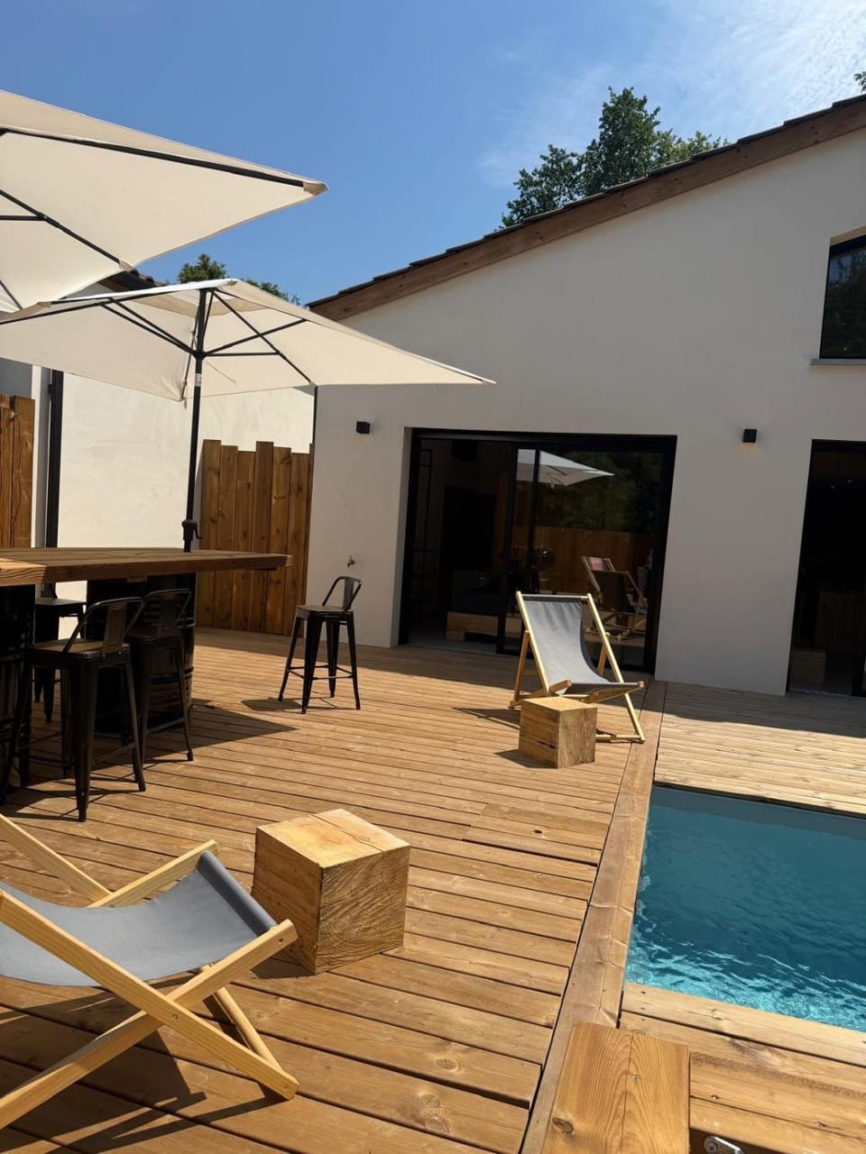 8 pers - Piscine & Jacuzzi - 15km Bordeaux Villa in Nouvelle-Aquitaine