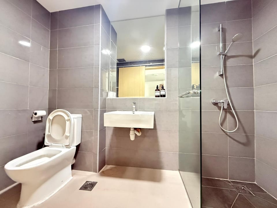 OceanBay8 Seaview 6PAX Studio Netflix A-21-13 Apartment in Pahang, Malaysia