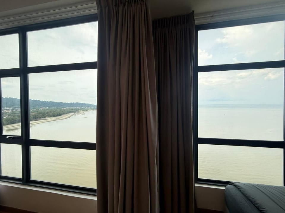 OceanBay8 Seaview 6PAX Studio Netflix A-21-13 Apartment in Pahang, Malaysia