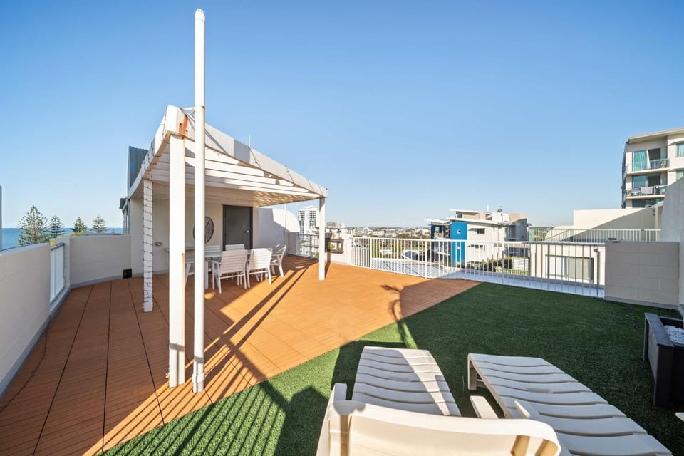 Balcony/Terrace, sunbed