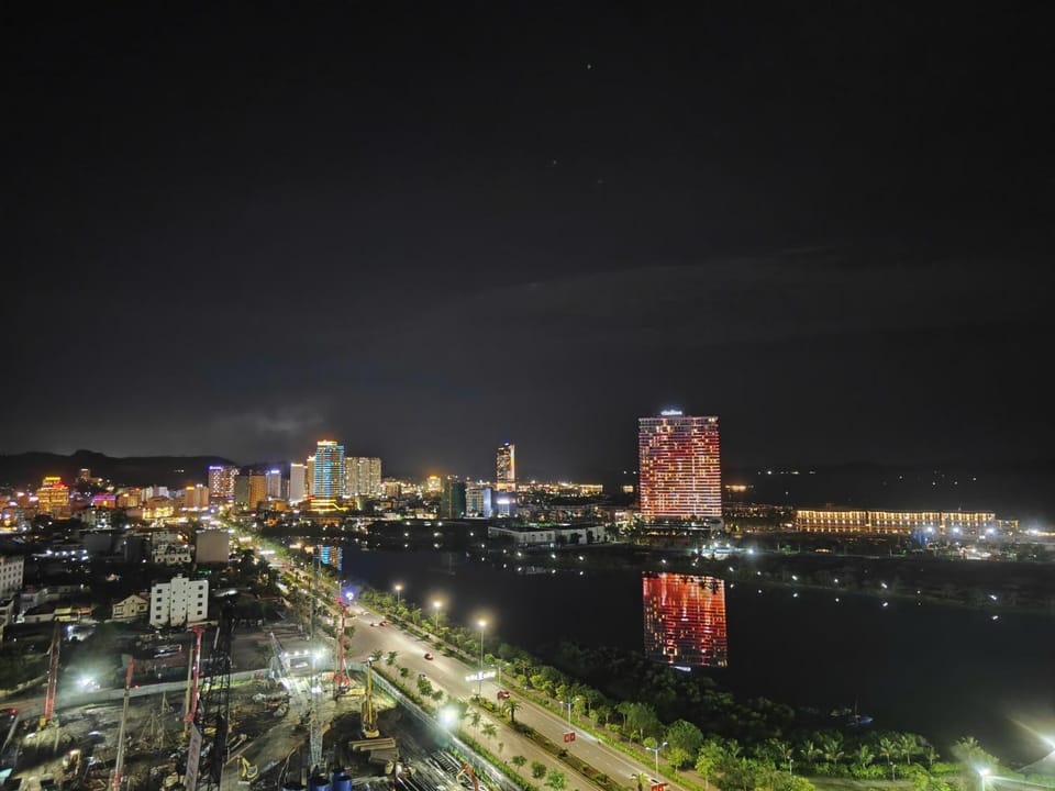 Property building, Night, Natural landscape, Bird's eye view, City view, Sea view