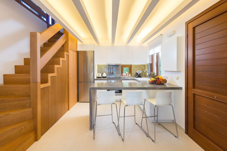 Kitchen or kitchenette, Photo of the whole room, Dining area