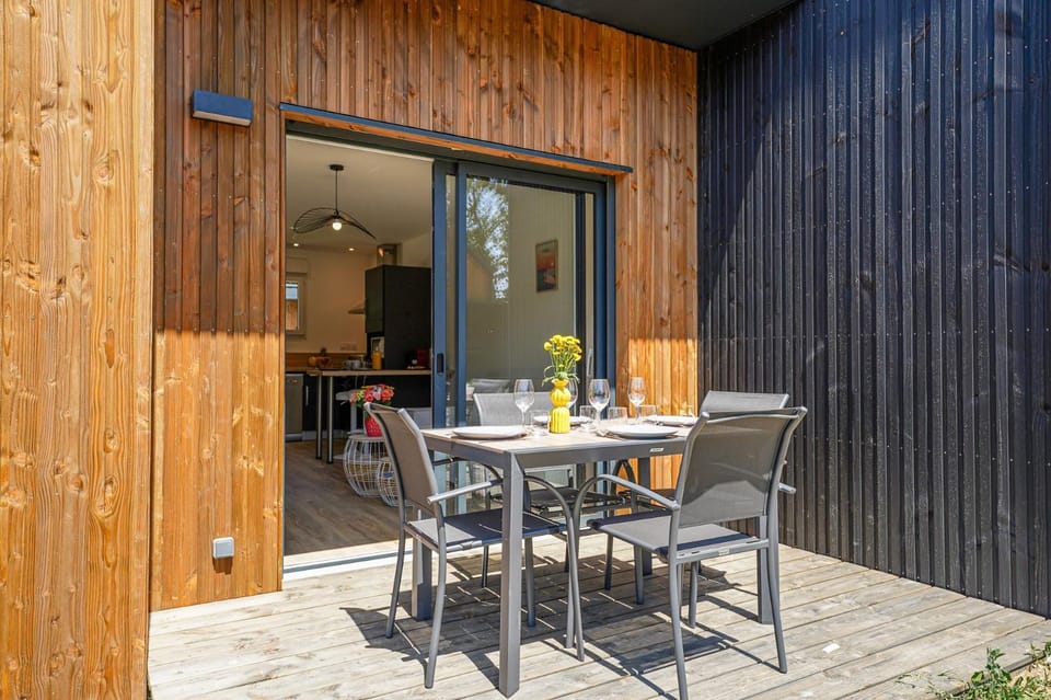 Cottage N°35, piscine commune, 1 chambre House in Pays de la Loire