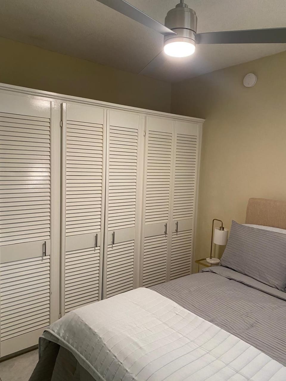 Comfy, Spacious Apartment near the beach Apartment in Bridgetown