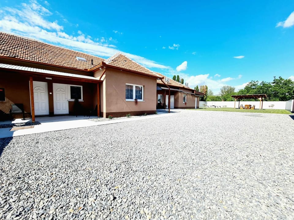Léna vendégház Vacation rental in Hungary