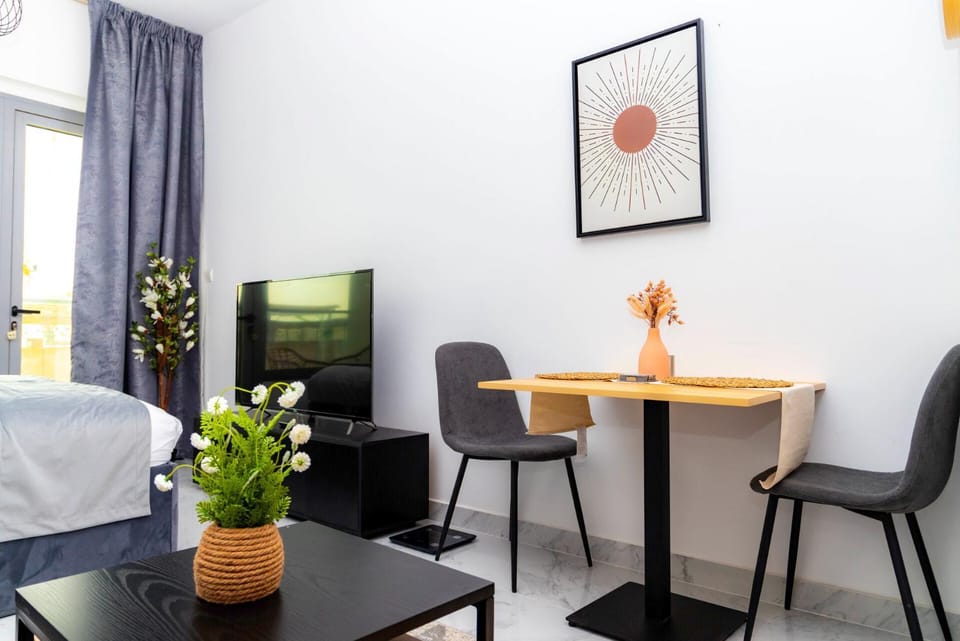 Bloomfields Studio In Oasis 1 - Masdar Apartment in Abu Dhabi