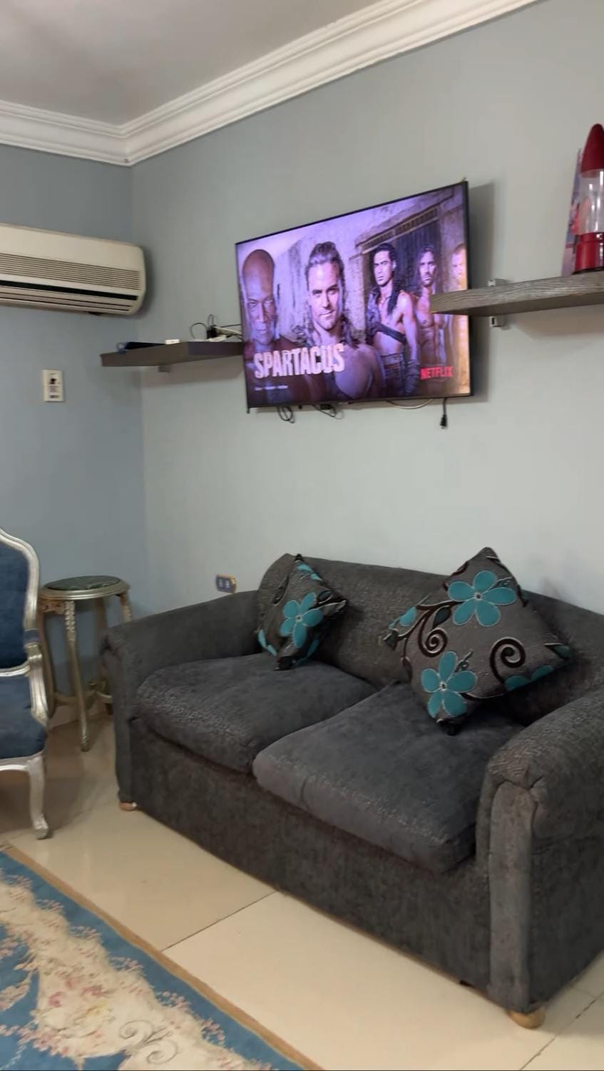 2 rooms apartment 3 AC Apartment in Cairo Governorate