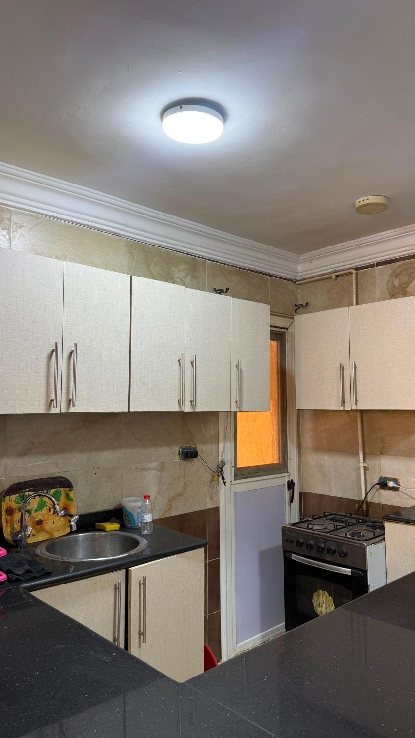 2 rooms apartment 3 AC Apartment in Cairo Governorate