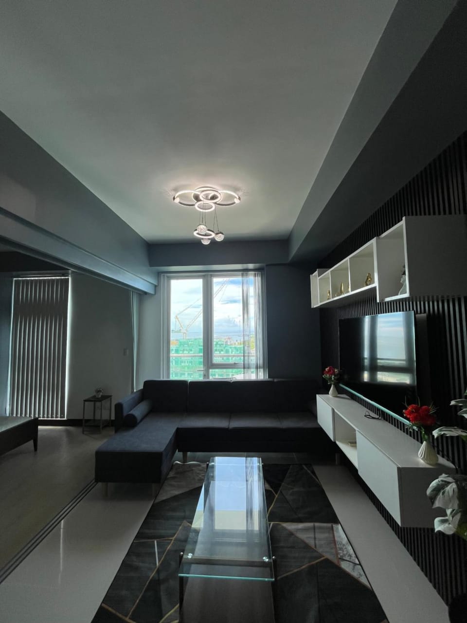 8 Newtown boulevard newtown mactan condumenium Apartment hotel in Lapu-Lapu City