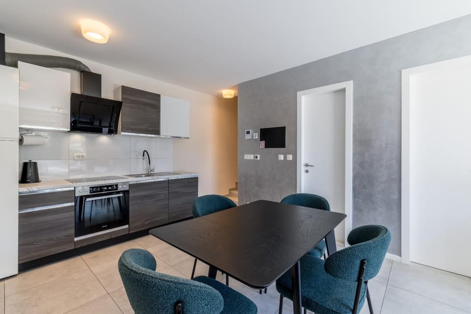 Dining area, oven, stove, kitchen