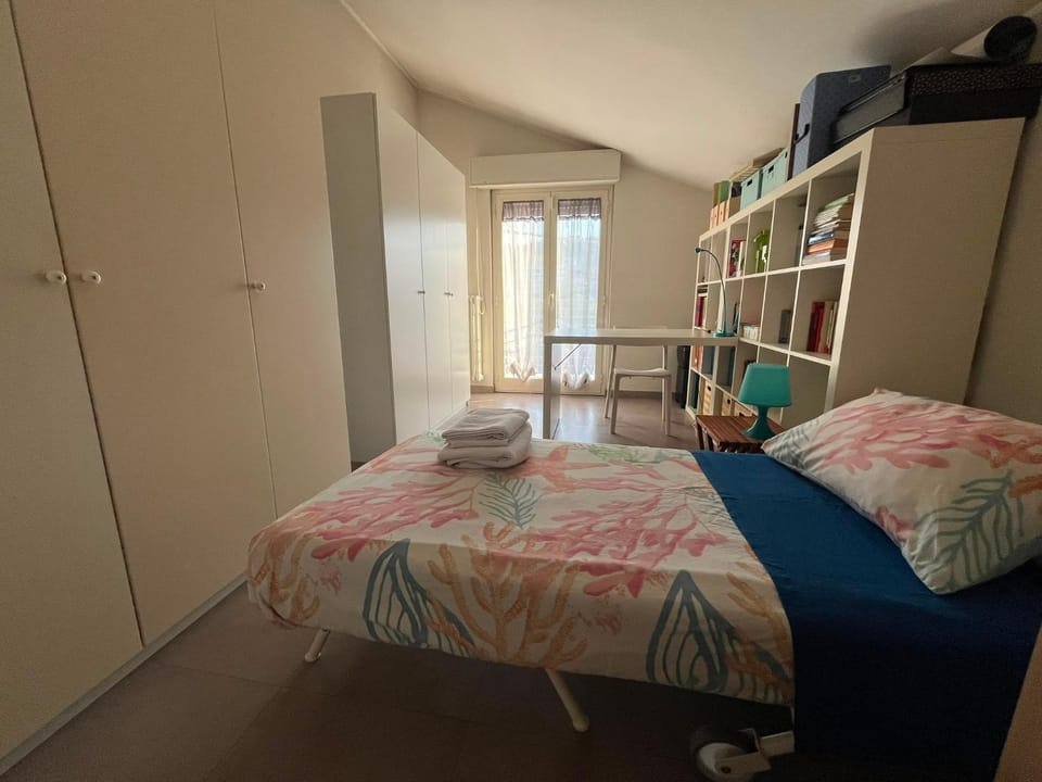 Bedroom, wardrobe