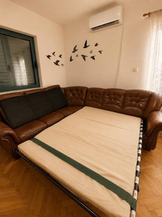 Balcony/Terrace, Living room, Seating area, air conditioner