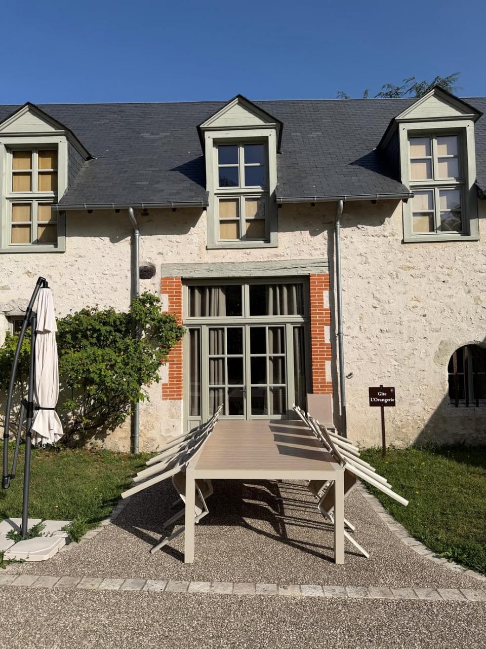 Petit Conon - Orangerie Bergerie Ecurie House in Centre-Val de Loire
