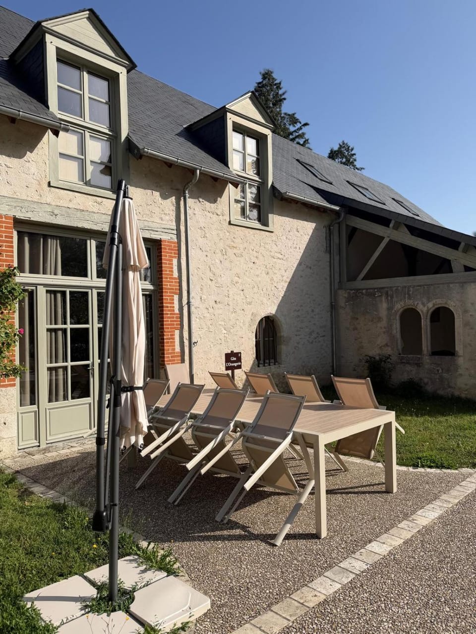 Petit Conon - Orangerie Bergerie Ecurie House in Centre-Val de Loire