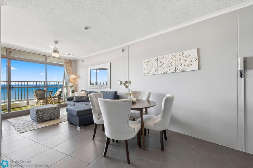 Surfers International 1 Bedroom Ocean - Hosted by Gold Coast Holiday Stays Apartment in Surfers Paradise