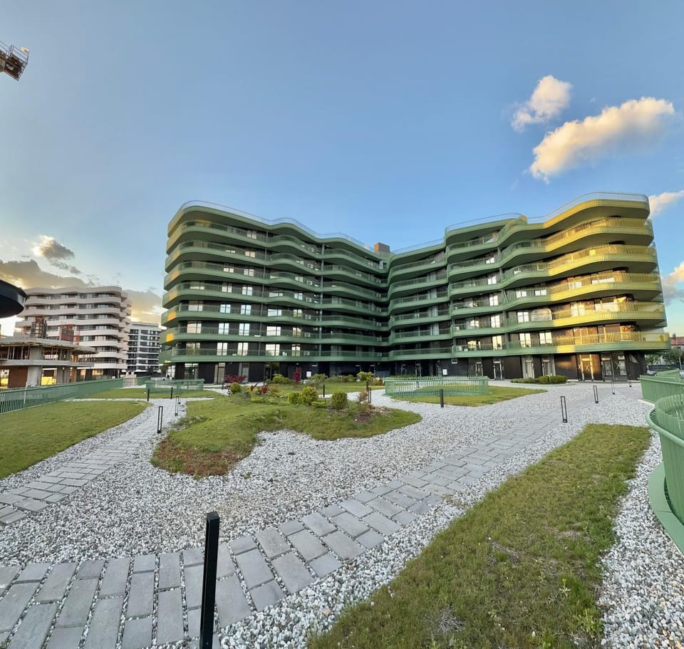 Property building, Location