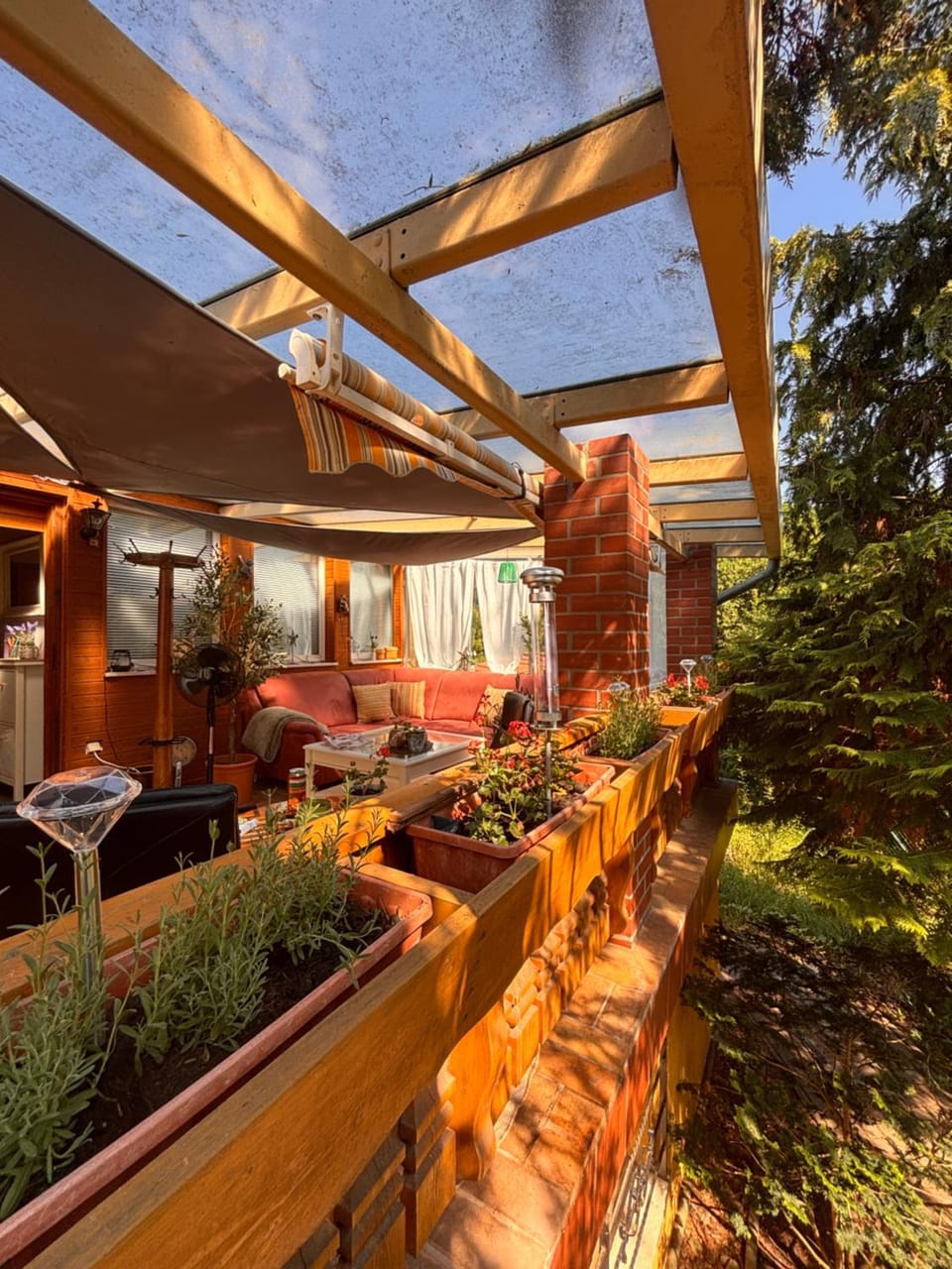 Property building, Balcony/Terrace
